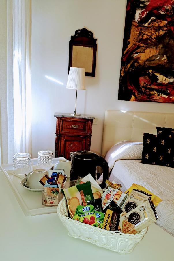 Hotel Dora Aurea à Levanto Extérieur photo