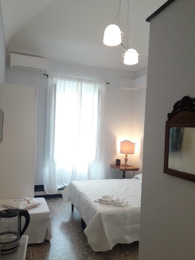 Hotel Dora Aurea à Levanto Extérieur photo